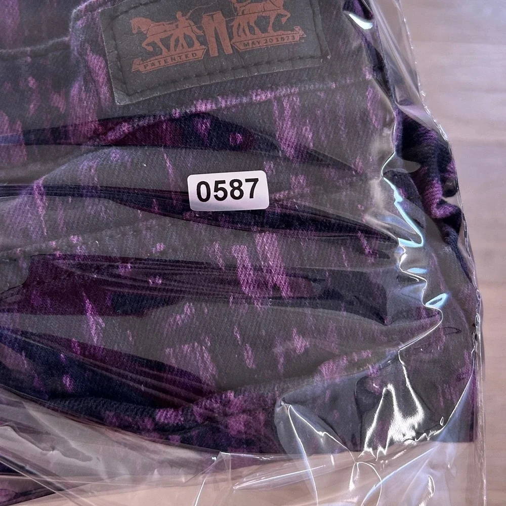 Levis Mid Rise Skinny Jeans Purple Black Abstract Print Womens 30x29